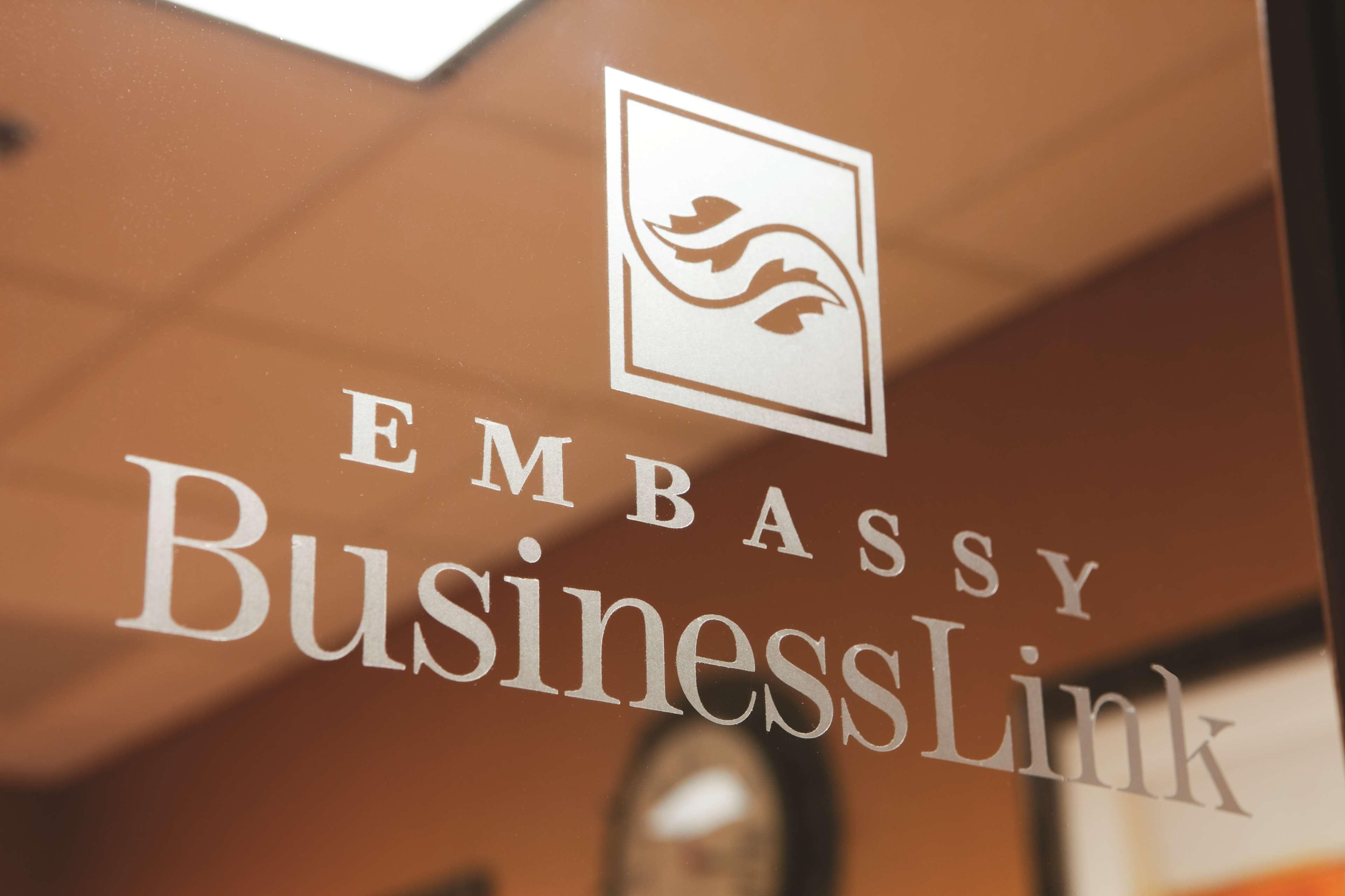 Embassy Suites East Peoria Hotel And Riverfront Conference Center Extérieur photo