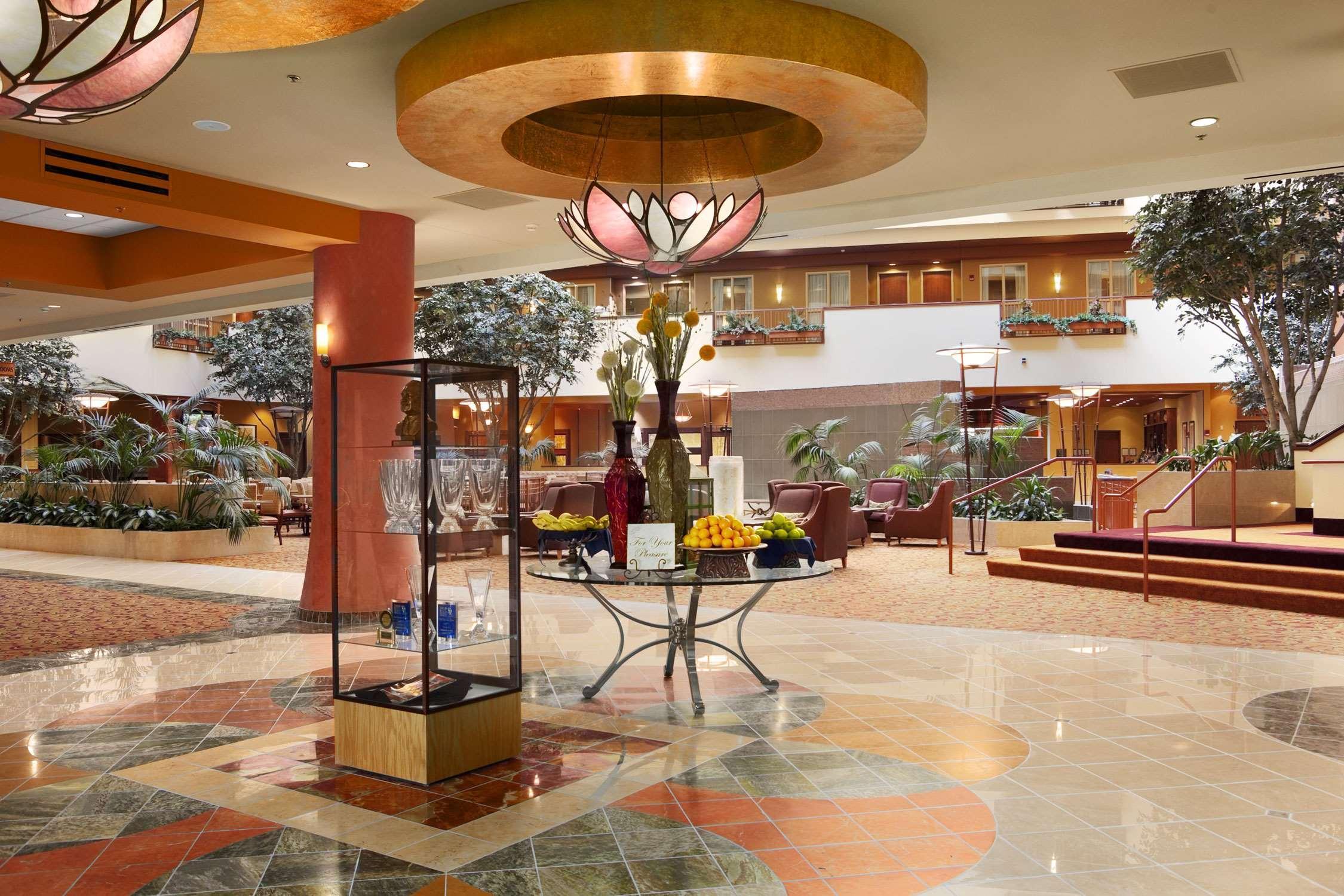 Embassy Suites East Peoria Hotel And Riverfront Conference Center Intérieur photo